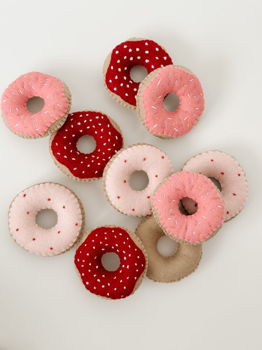 Felt Festive Doughnuts