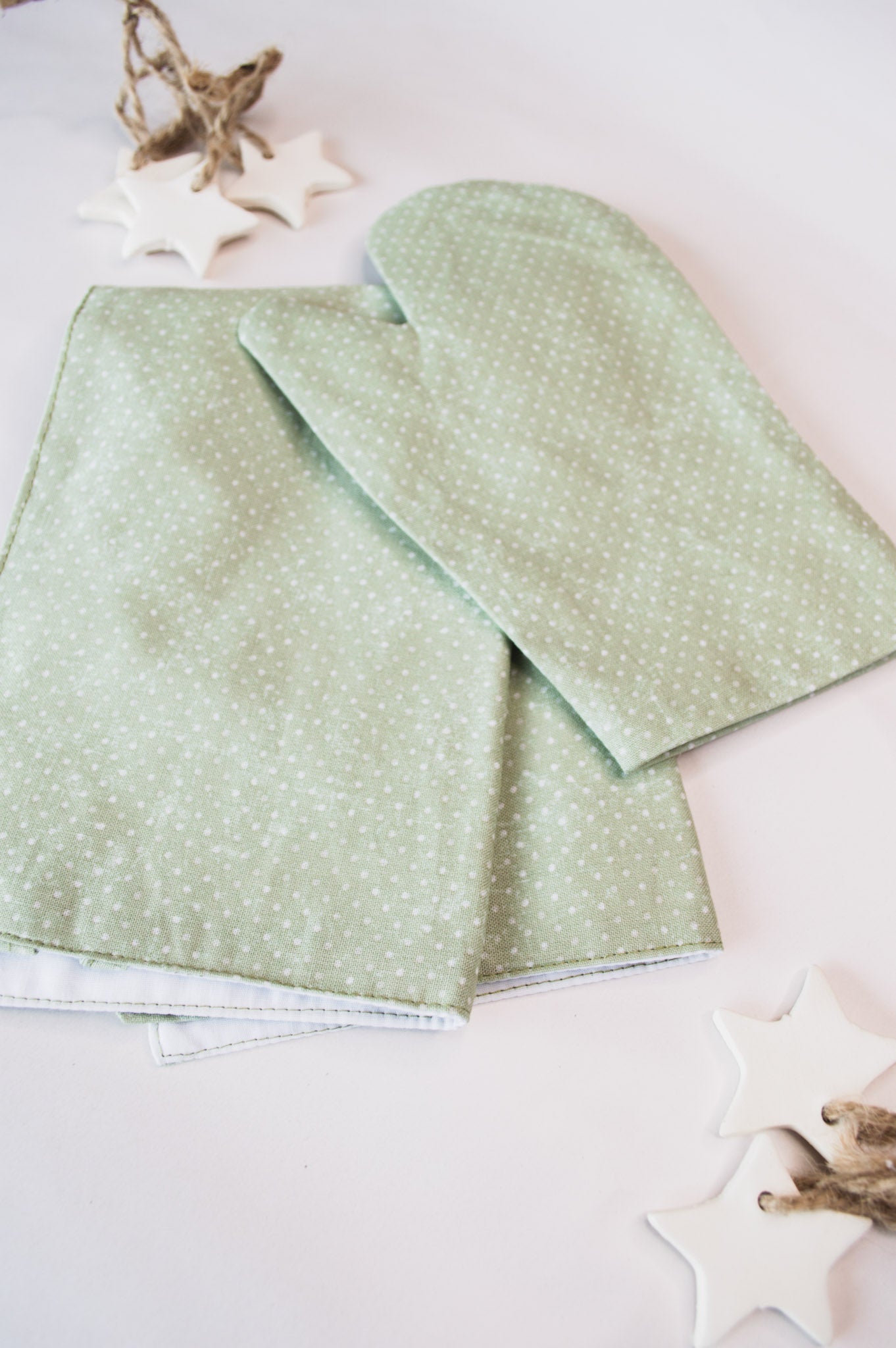 Sage Oven Mitt & Tea Towel