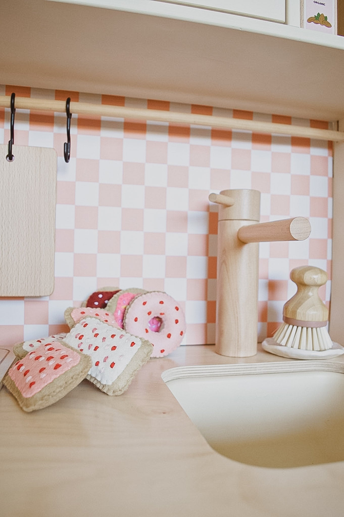 Peach Check Wallpaper