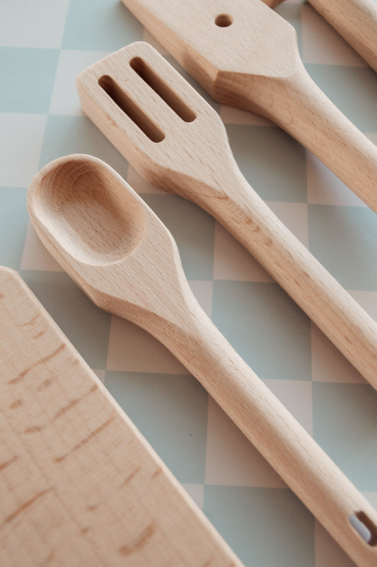 Less Than Perfect Utensils Set