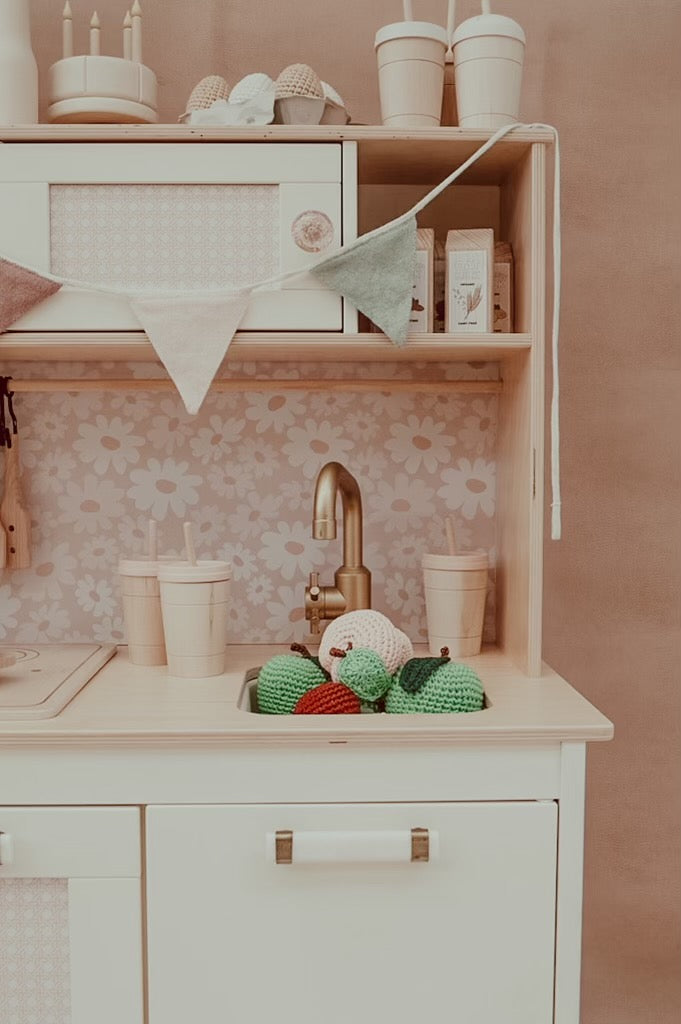 Daisy play kitchen top