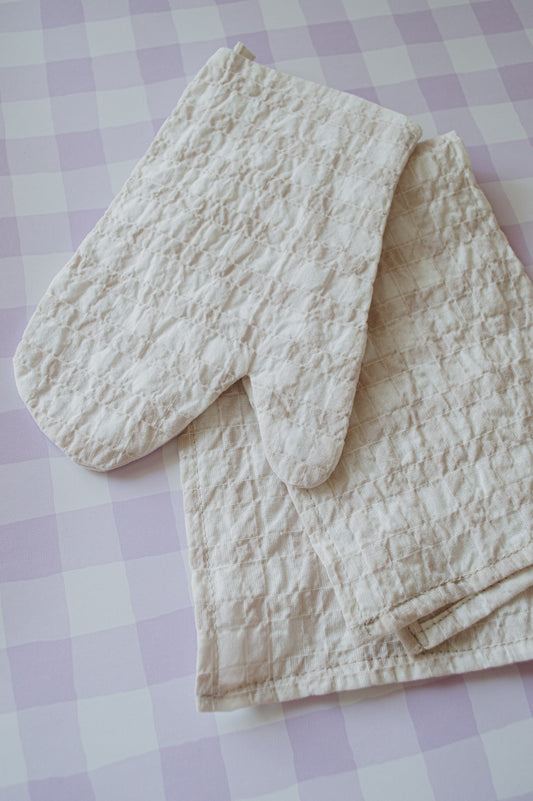 Beige Crinkle Check Oven Mitt & Tea Towel