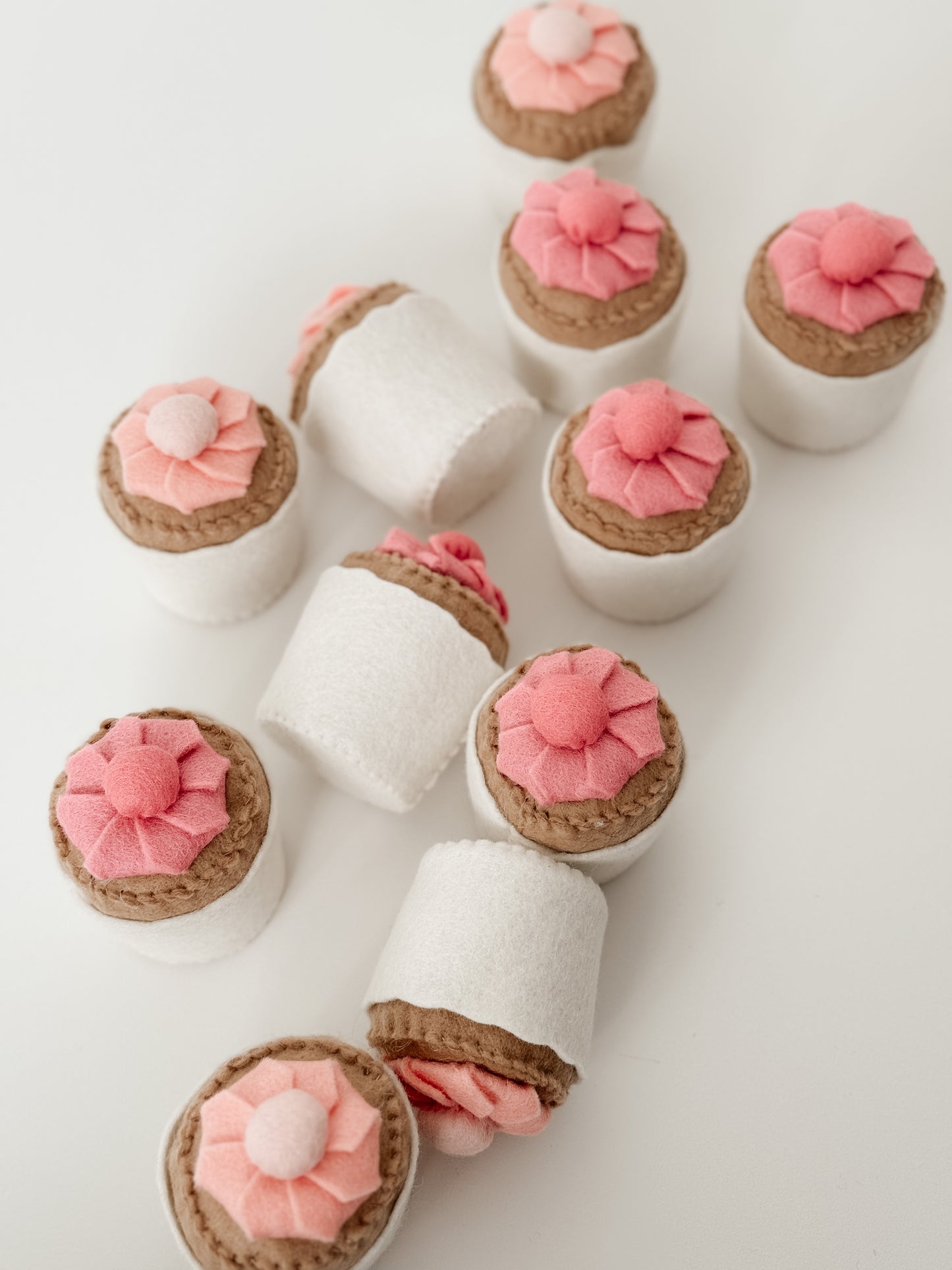 Berry Cupcake Set
