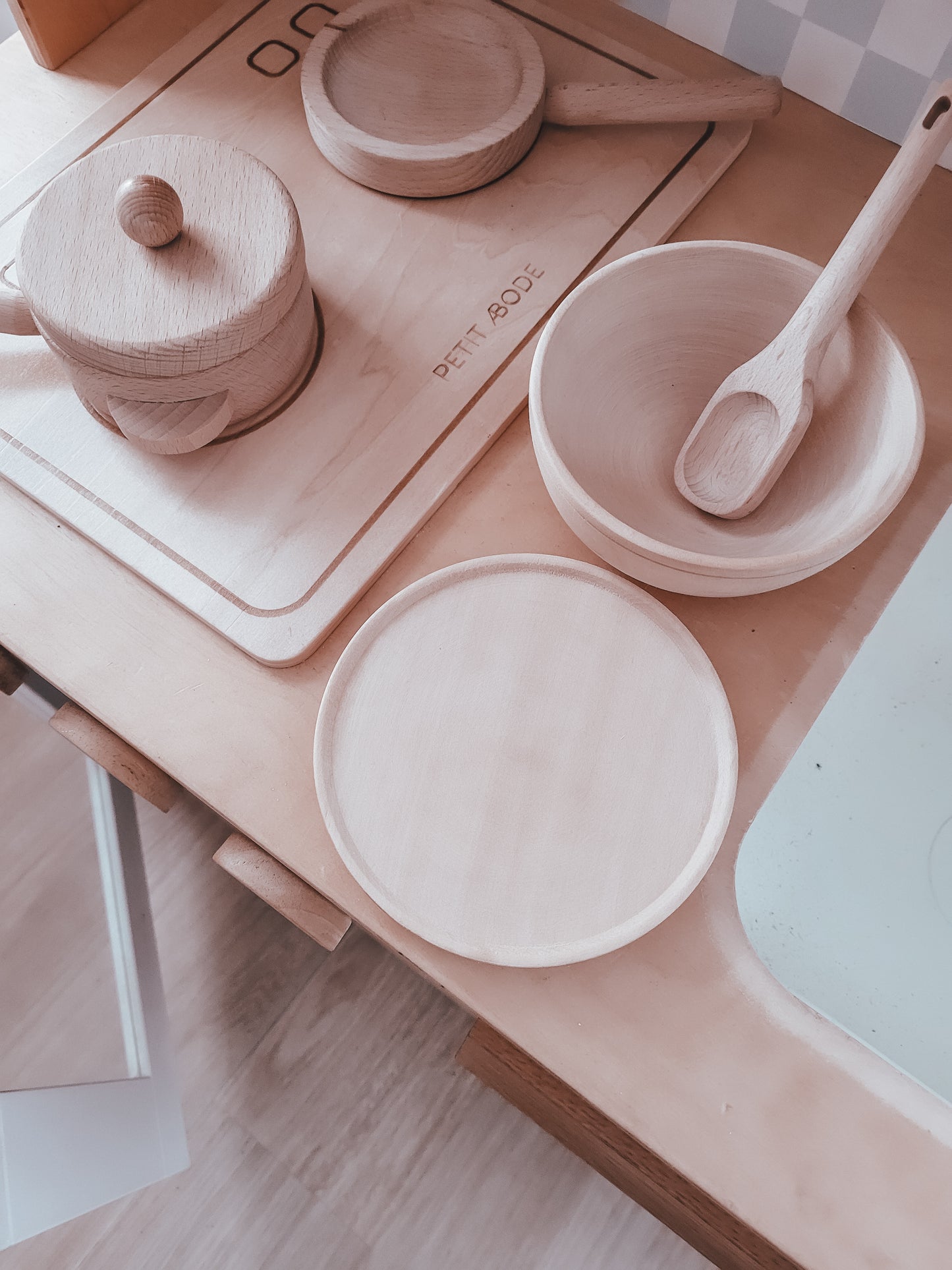 The Wooden Dining Set