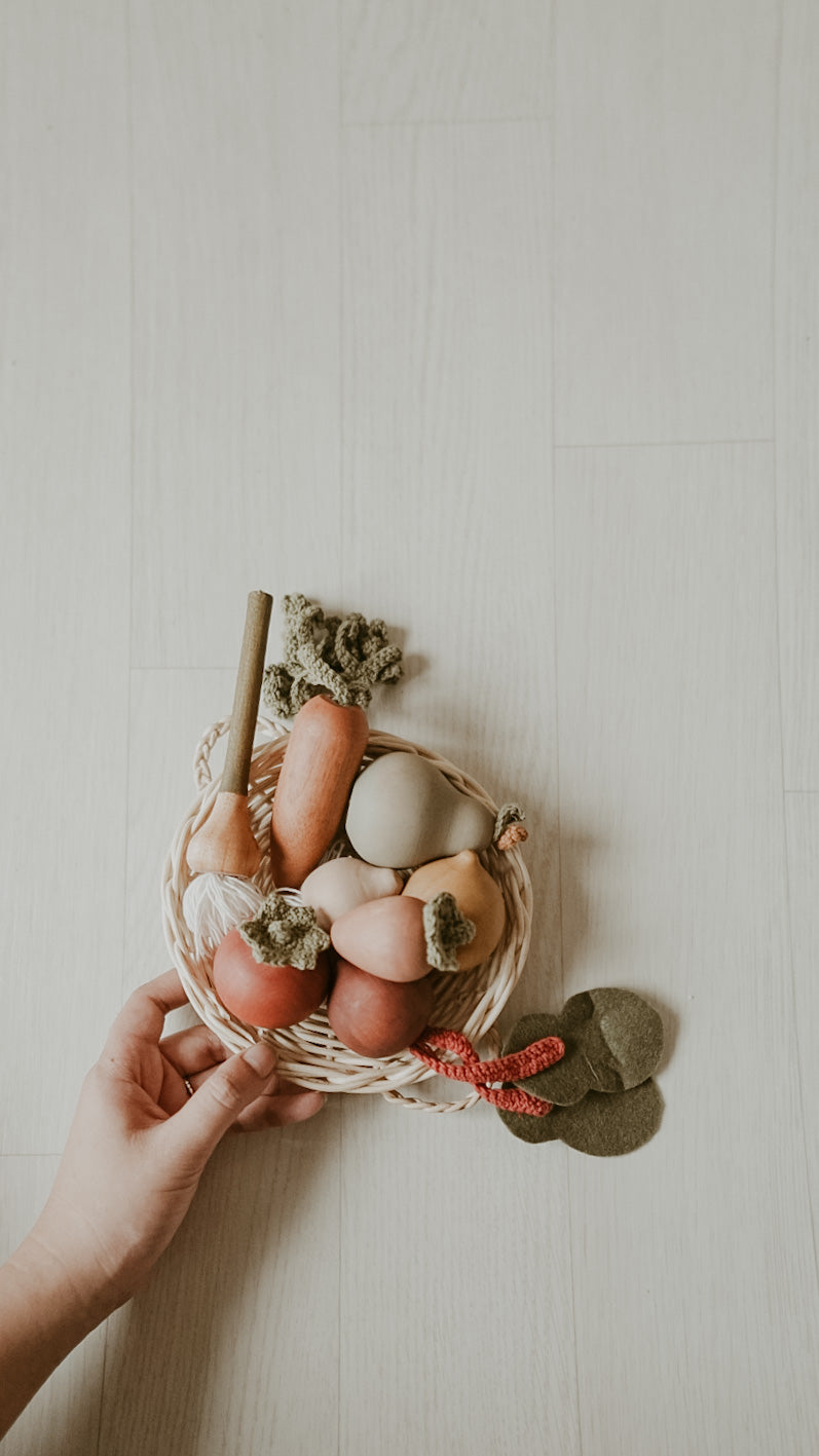 Wooden Fruit and Vegetables Set